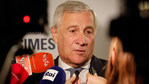 El ministro de Exteriores italiano, Antonio Tajani, habla con los medios en la Asamblea de la ONU, a 21 de septiembre de 2026.