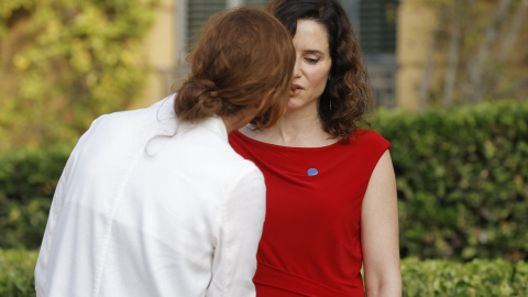 EuropaPress_6778505_ministra_sanidad_monica_garcia_presidenta_comunidad_madrid_isabel_diaz La ministra de Sanidad, Mónica García, y la presidenta de la Comunidad de Madrid, Isabel Díaz Ayuso, en una imagen de archivo.
