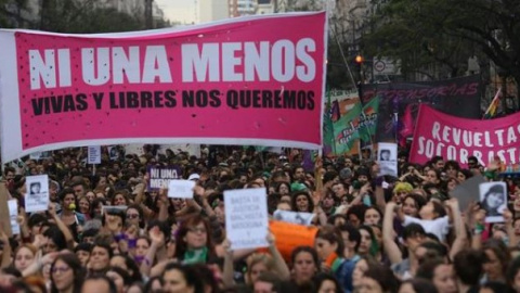 Marcha en Buenos Aires para reclamar que la Justicia no deje impune el crimen de Lucía Pérez. /MARINA GUILLÉN (EFE)