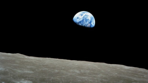 El Alba de la Tierra. Foto de William Anders.