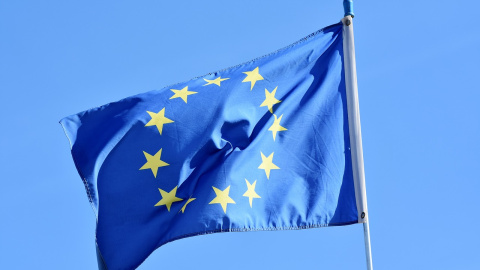 flag-3370970_1280