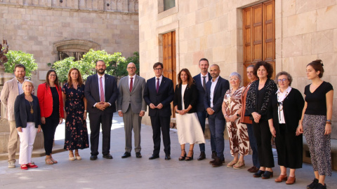 Representants del Govern i d'administracions locals la setmana passada arran de la signatura del nou Contracte Programa de Serveis Socials 2027-2030. 23/09/2026 Representants del Govern i d'administracions locals la setmana passada arran de la signatura del nou Contracte Programa de Serveis Socials 2027-2030.