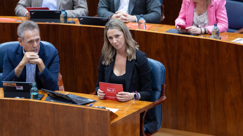La portavoz del PSOE en la Asamblea, Mar Espinar, durante un pleno en la Asamblea de Madrid, a 1 de octubre de 2026.