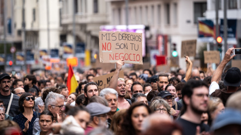 Concentración por la vivienda en Madrid. Concentración por la vivienda en Madrid.