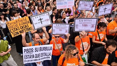 Concentración por la crisis de la vivienda en Madrid. Concentración por la crisis de la vivienda en Madrid.