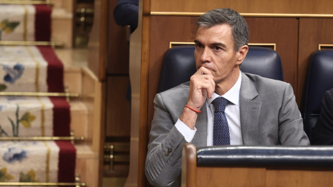 EuropaPress_7815413_presidente_gobierno_pedro_sanchez_sesion_plenaria_congreso_diputados (Foto de ARCHIVO)El presidente del Gobierno, Pedro Sánchez, durante una sesión plenaria, en el Congreso de los Diputados, a 2 de octubre de 2026, en Madrid (España). El Congreso vota hoy la convalidación o derogación de los dos Reales Decretos en materia de vivienda publicados por el Gobierno esta semana en el BOE. En concreto se tratan del Real Decreto-ley 26/2026, de 29 de septiembre, por el que se adoptan medidas urgentes para la protección de la función social de la vivienda y la ampliación de la oferta de vivienda asequible, y del Real Decreto-ley 27/2026, de 29 de septiembre, por el que se adoptan medidas urgentes para reforzar la estabilidad de los contratos de arrendamiento de vivienda habitual.Eduardo Parra / Europa Press02/10/2026