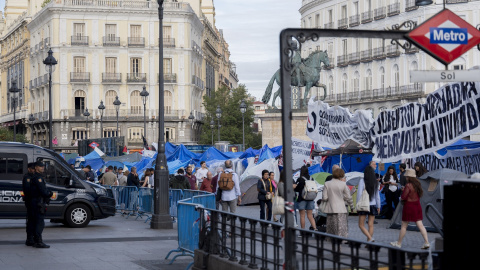 Tiendas de campaña durante la acampada por la Vivienda en la Puerta del Sol, a 5 de octubre de 2026, en Madrid Tiendas de campaña durante la acampada por la Vivienda en la Puerta del Sol, a 5 de octubre de 2026, en Madrid