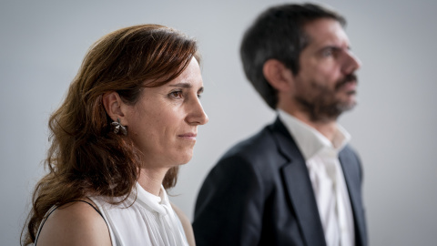 La ministra de Sanidad, Mónica García, y el ministro de Cultura, Ernest Urtasun, durante una rueda de prensa, este lunes, de los partidos del Frente Amplio. La ministra de Sanidad, Mónica García, y el ministro de Cultura, Ernest Urtasun, durante una rueda de prensa, este lunes, de los partidos del Frente Amplio.