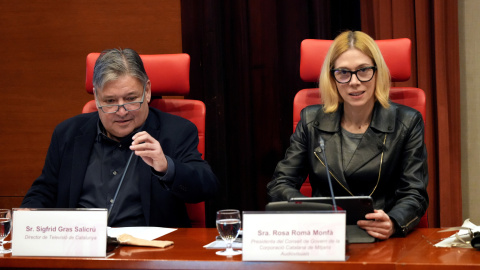 La presidenta de la CCMA, Rosa Romà, i el director de TV3, Sígrid Gras, en la Comissió de Control a l’Actuació de la CCMA al Parlament La presidenta de la CCMA, Rosa Romà, i el director de TV3, Sígrid Gras, en la Comissió de Control a l’Actuació de la CCMA al Parlament