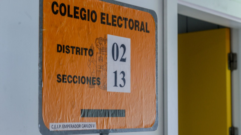 Un colegio electoral en las elecciones generales del 23J.