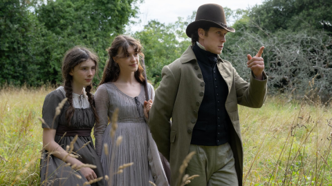 Fotograma de 'Sentido y Sensibilidad', con George Mackay y Daisy Edgar-Jones.