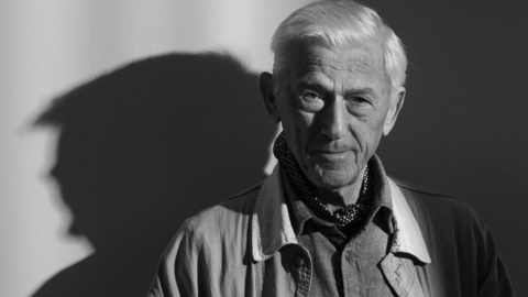 Theodor Kallifatides: “En los tiempos que corren y en los que vendrán no se requiere de más conocimiento, sino de más corazón y empatía”