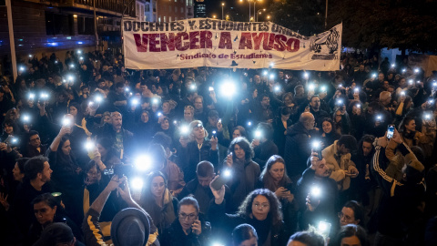 Manifestación contra la violencia ejercida contra los docentes en las movilizaciones por la huelga de educación en Madrid.