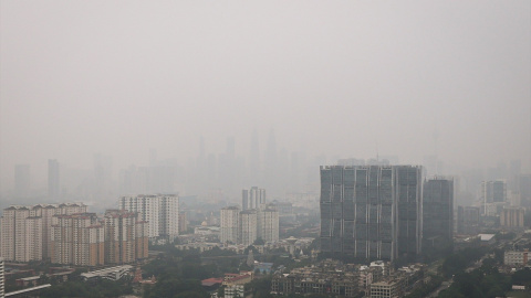 Contaminación atmosférica en Kuala Lumpur (Malasia). Contaminación atmosférica en Kuala Lumpur (Malasia).