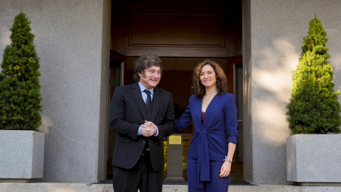 Imagen del encuentro entre Javier Milei e Isabel Díaz Ayuso en las oficinas de Canal de Isabel II.