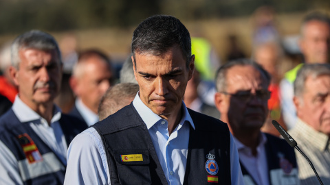 El presidente del Gobierno, Pedro Sánchez, atiende a los medios desde el Puesto de Mando Avanzado en Urda, Toledo.