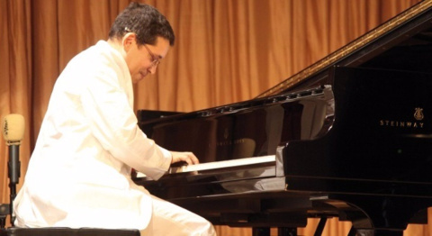 PEPE RIVERO – CLÁSICAS VS. CLÁSICOS