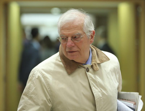 El ministro de Asuntos Exteriores, Josep Borrell, a su llegada al Consejo de Asuntos Generales de la Unión Europea en Bruselas (Bélgica). EFE/ Olivier Hoslet El ministro de Asuntos Exteriores, Josep Borrell, a su llegada al Consejo de Asuntos Generales de la Unión Europea en Bruselas (Bélgica). EFE/ Olivier Hoslet