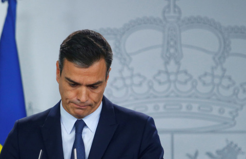 El presidente del Gobierno en funciones, Pedro Sánchez, comparece ante los periodistas en el Palacio de la Moncloa, tras la ronda de consultas del rey Felipe VI de la que no ha salido un candidato para la investidura. REUTERS/Javier Barbancho El presidente del Gobierno en funciones, Pedro Sánchez, comparece ante los periodistas en el Palacio de la Moncloa, tras la ronda de consultas del rey Felipe VI de la que no ha salido un candidato para la investidura. REUTERS/Javier Barbancho