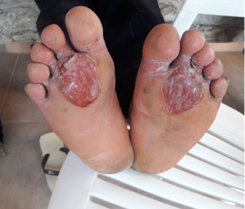 
 Migrante mexicano de 54 años, después de haber intentado cruzar el desierto tras ocho días de marcha. Altar, agosto 2019. Paola Díaz, Author provided

Cada lugar es controlado por diferentes grupos que no permiten que la mercancía se les escap