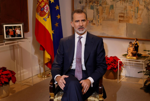  El rey Felipe VI pronuncia su mensaje de Nochebuena.- EFE/Ballesteros POOL
