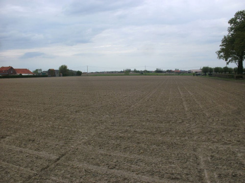 Esta fotografía tomada en 2015 muestra los campos de Langemark-Poelkapelle, Bélgica, en los que se produjo el primer ataque con gas cloro el 22 de abril de 1915, durante la Segunda Batalla de Ypres. Wikimedia Commons, CC BY-SA Esta fotografía tomada en 2015 muestra los campos de Langemark-Poelkapelle, Bélgica, en los que se produjo el primer ataque con gas cloro el 22 de abril de 1915, durante la Segunda Batalla de Ypres. Wikimedia Commons, CC BY-SA