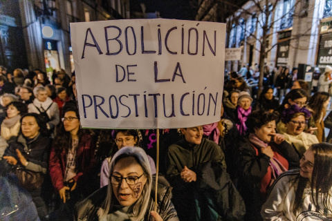  Cientos de mujeres durante una manifestación convocada por el Movimiento Feminista de Madrid por el 8M, Día Internacional de la Mujer, a 8 de marzo de 2023, en Madrid (España). Carlos Luján / Europa Press