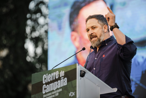 El líder de Vox, Santiago Abascal, durante la clausura el acto de cierre de campaña, en la Plaza del Ayuntamiento, a 26 de mayo de 2023, en Toledo, Castilla-La Mancha (España). Mateo Lanzuela / Europa Press 26/5/2023 El líder de Vox, Santiago Abascal, durante la clausura el acto de cierre de campaña, en la Plaza del Ayuntamiento, a 26 de mayo de 2023, en Toledo, Castilla-La Mancha (España). Mateo Lanzuela / Europa Press 26/5/2023