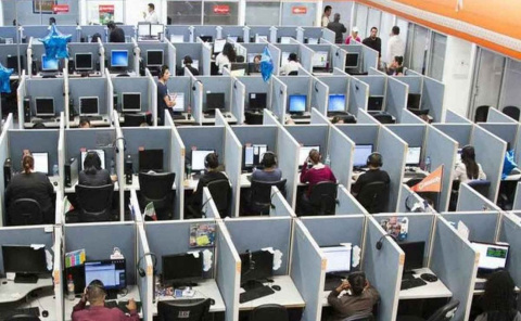  Interior de un call center