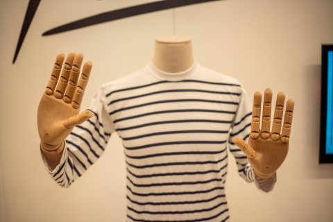 Una de las obras durante la presentación del proyecto 'Pica$$o' del Premio Nacional de Artes Plásticas 2022 Rogelio López Cuenca, en el Museo del Traje, a 19 de octubre de 2023, en Madrid (España). Gabriel Luengas / Europa Press Una de las obras durante la presentación del proyecto 'Pica$$o' del Premio Nacional de Artes Plásticas 2022 Rogelio López Cuenca, en el Museo del Traje, a 19 de octubre de 2023, en Madrid (España). Gabriel Luengas / Europa Press