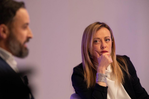 La primera ministra italiana, Georgia Meloni, y el presidente de Vox, Santiago Abascal.- FRATELLI D'ITALIA La primera ministra italiana, Georgia Meloni, y el presidente de Vox, Santiago Abascal.- HERMANOS DE ITALIA