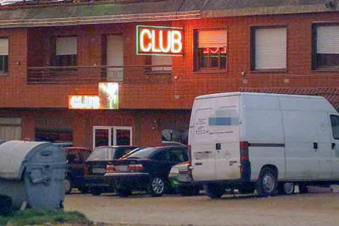 Un prostíbulo de carretera. EFE Un prostíbulo de carretera. EFE