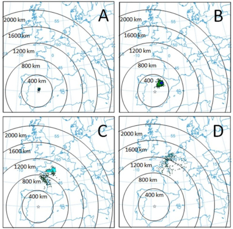 Simulación del patrón de depósito de los microplásticos hallados sobre Madrid al cabo de 1 h (A), 12 h (B), 24 h (C) y 36 h (D). Los colores azul-turquesa-verde representan órdenes de magnitud decreciente en tasa de depósito expresada como micropl Simulación del patrón de depósito de los microplásticos hallados sobre Madrid al cabo de 1 h (A), 12 h (B), 24 h (C) y 36 h (D). Los colores azul-turquesa-verde representan órdenes de magnitud decreciente en tasa de depósito expresada como microplá