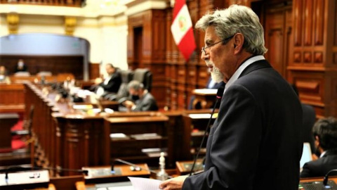 El parlamentario del Partido Morado, Francisco Sagasti, se convirtió en el nuevo titular del Congreso y asumirá la Presidencia de la República. Presidencia de Perú