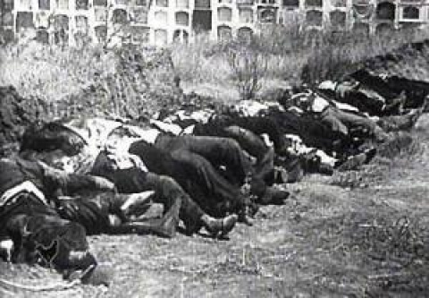 Tapia-del-cementerio-de-Badajoz.jpg Tapia del cementerio de Badajoz