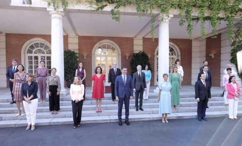 Foto de familia de todos los ministros en la escalinata del Palacio de la Moncloa, a 13 de julio de 2021, en Madrid -Eduardo Parra / Europa Press Foto de familia de todos los ministros en la escalinata del Palacio de la Moncloa, a 13 de julio de 2021, en Madrid -Eduardo Parra / Europa Press
