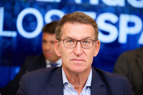 El presidente del Partido Popular, Alberto Núñez Feijóo, preside la reunión de la Junta Directiva Nacional del partido, en la sede del PP, este 11 de septiembre. -JESÚS HELLÍN / Europa Press