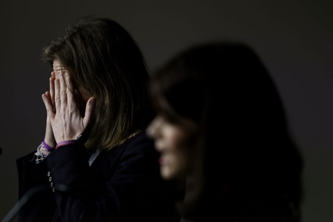  El candidato a la Presidencia de la Junta de Castilla y León por Unidas Podemos a las elecciones del pasado 13 de febrero, y portavoz de Unidas Podemos, Pablo Fernández, y la coportavoz de Podemos, Isa Serra, ofrecen una rueda de prensa, en la sede de 