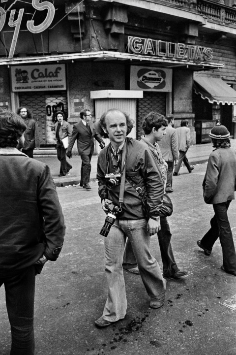  Fotografía 7. Sylvain Julienne en Santiago de Chile, septiembre de 1973.- Chas Gerretsen (GER – 48622).