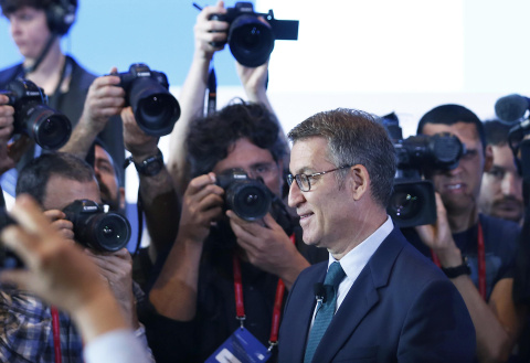 El líder del PP, Alberto Núñez Feijóo, participa en la tercera y última jornada de la Reunión Anual del Círculo de Economía. -ANDREU DALMAU / EFE 