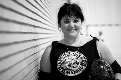 Adela Nieto (AKA 'Adelita Terrores'). Tiene 34 años, reside en Vallecas y es responsable de imagen de una firma de relojería.- CHRISTIAN GONZÁLEZ gatas6