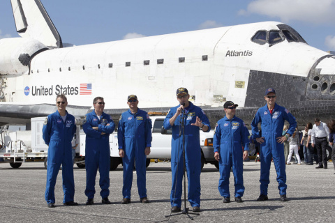 AFP PHOTO/JOE SKIPPER