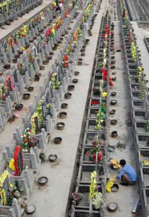 cementerio chino durante el qingming