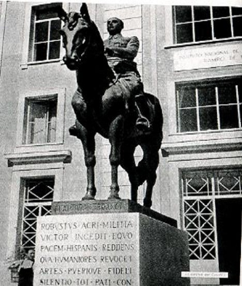 Estatua Franco