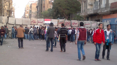 “Mientras la memoria de mi hijo permanezca viva, la revolución vive”, dijo con la mirada perdida en el suelo.