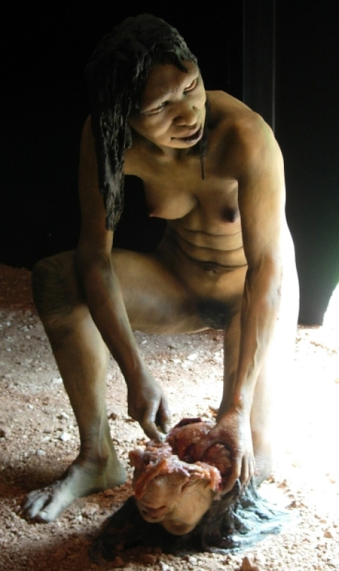 Homo antecessor practicando canibalismo, Atapuerca.