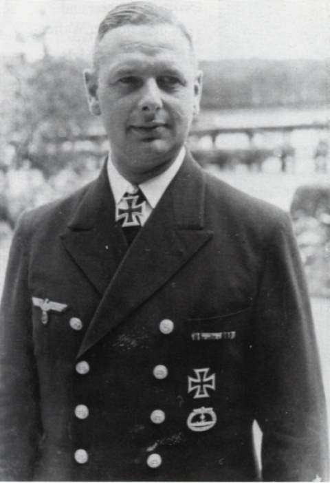 Viktor Schütze (1906 – 1950). Imagen: Wikimedia Commons. Viktor Schütze (1906 – 1950). Imagen: Wikimedia Commons.