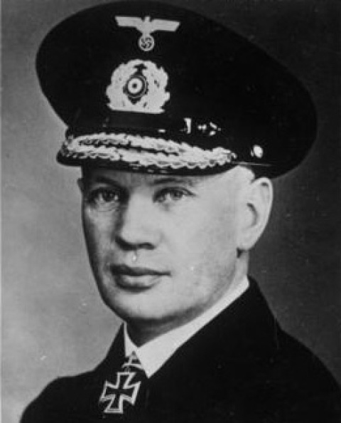 Oskar Kummetz en 1940. Imagen: Archivos Federales de Alemania vía Wikimedia Commons.