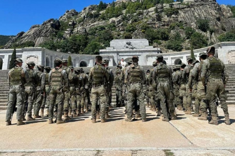  Los miembros de la compañía de del Batallón de Infantería Protegida (BIP) “Uad Ras” II / 31, en el Valle de los Caídos.