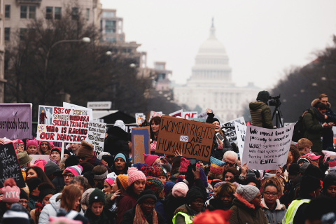  Miles de personas participan en la Tercera Marcha Anual por la Libertad en Washington.- REUTERS/Joshua Roberts